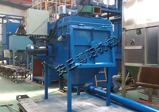 106小型拆包機(jī)加工現(xiàn)場(chǎng)