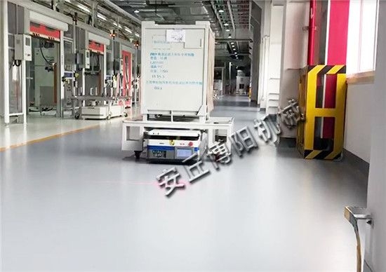 背負型 AGV