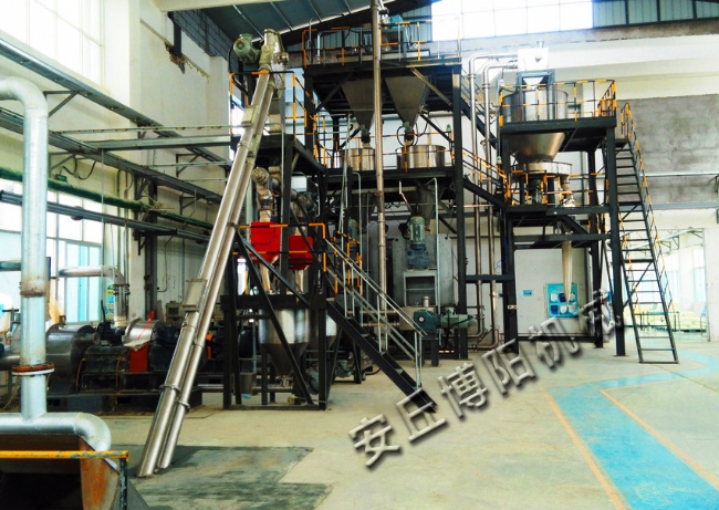 管鏈?zhǔn)椒垠w輸送機(jī)