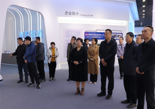濰坊學(xué)院專家團(tuán)赴博陽(yáng)機(jī)械調(diào)研 共商智能制造校企合作新篇章