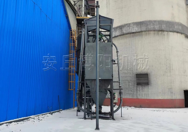 煤粉噸袋拆包機性能優(yōu)勢 無塵噸袋拆包卸料站特點
